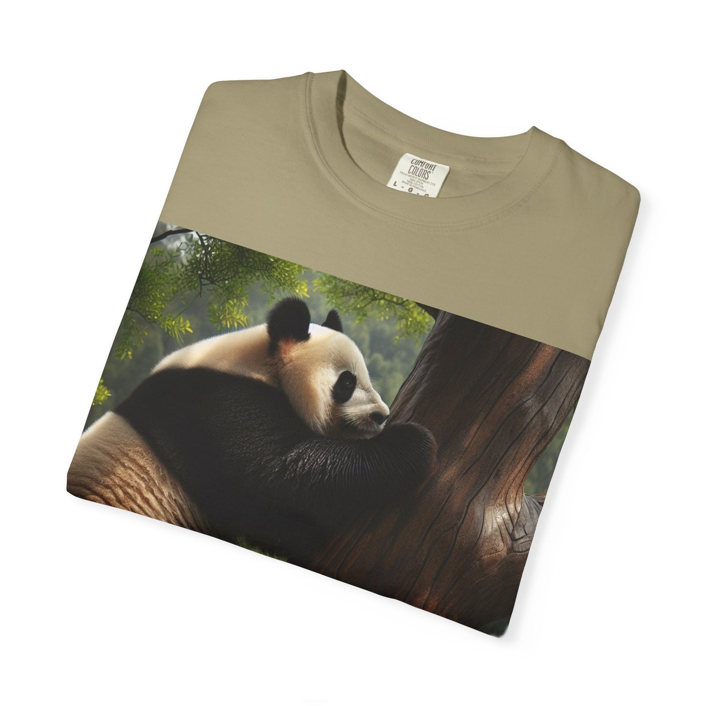 Unisex Panda Climbing T-Shirt - Nature Lover Gift