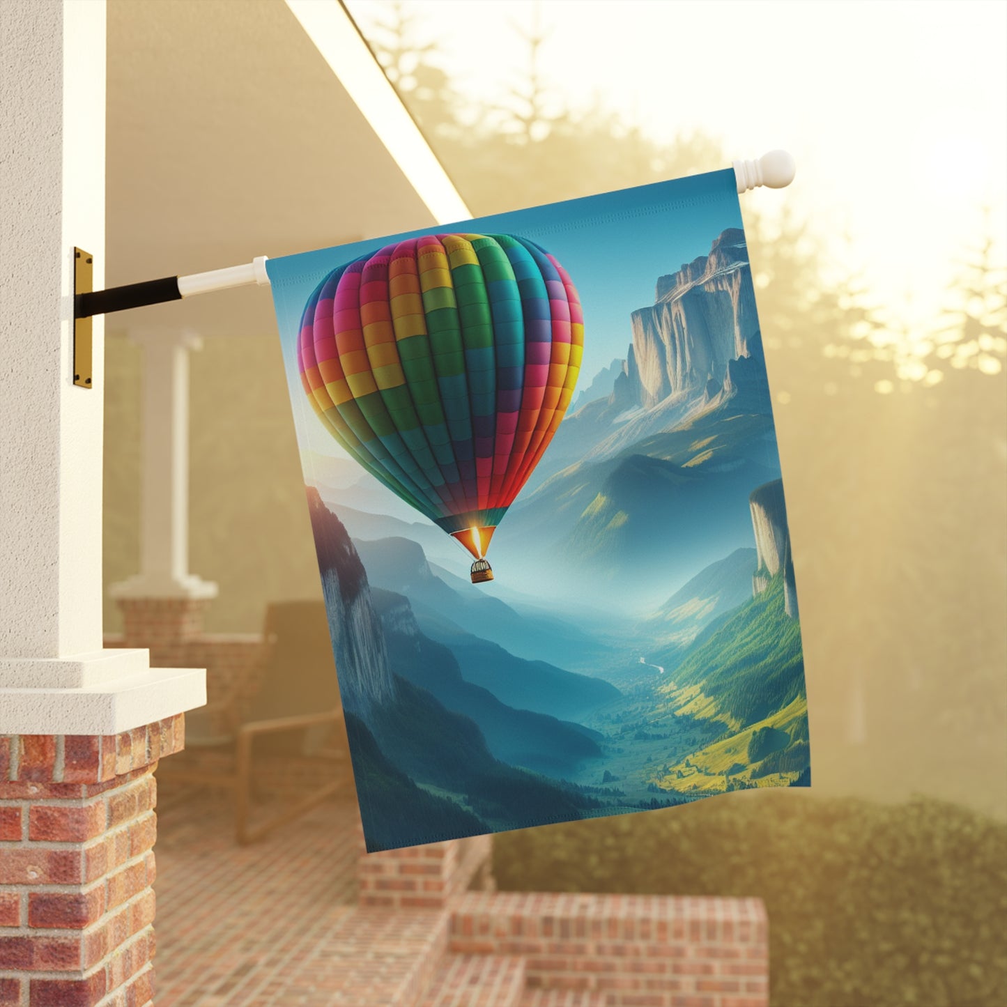 Vibrant Hot Air Balloon Garden Flag - Outdoor Wall Decor for Garden Enthusiasts